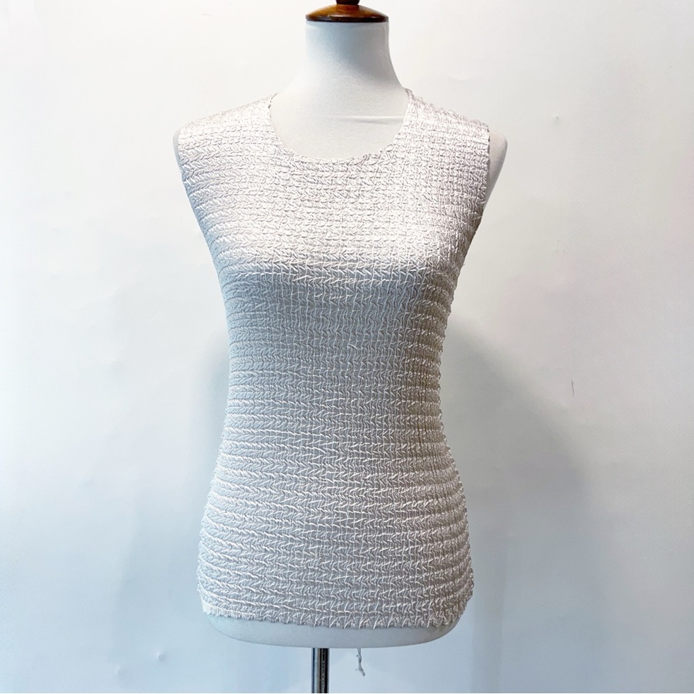 Nicola Ivory Crinkle Sleeveless Textured Shell Blouse Top Size Medium